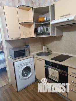 Студия квартира, посуточно, 25м2, 1/6 этаж