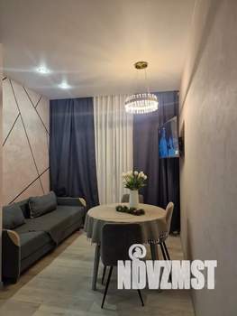 1-к квартира, посуточно, 42м2, 4/9 этаж