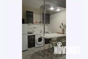 1-к квартира, посуточно, 35м2, 2/13 этаж