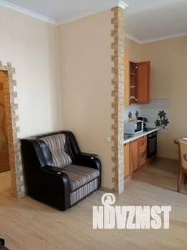 1-к квартира, посуточно, 42м2, 6/8 этаж