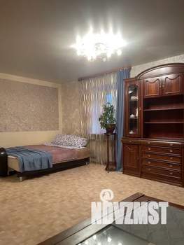 Студия квартира, посуточно, 32м2, 2/5 этаж