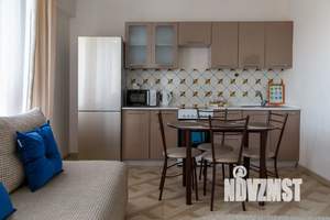 Студия квартира, посуточно, 42м2, 13/17 этаж