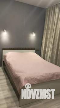 Студия квартира, посуточно, 26м2, 4/10 этаж