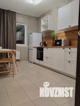 1-к квартира, посуточно, 42м2, 3/15 этаж