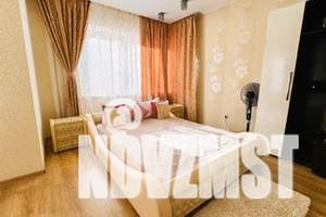 1-к квартира, посуточно, 50м2, 1/8 этаж