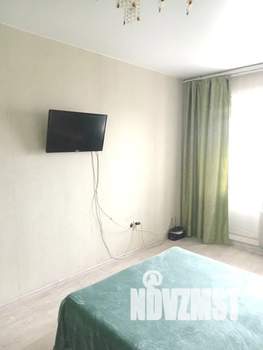 1-к квартира, посуточно, 43м2, 7/18 этаж