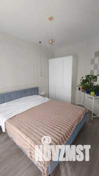 1-к квартира, посуточно, 35м2, 8/18 этаж
