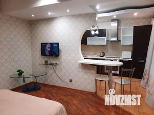 1-к квартира, посуточно, 43м2, 7/17 этаж