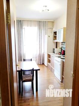 1-к квартира, посуточно, 35м2, 7/17 этаж