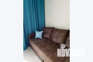 1-к квартира, посуточно, 42м2, 12/18 этаж