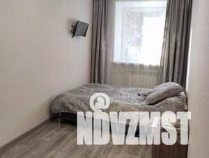 2-к квартира, посуточно, 50м2, 1/1 этаж