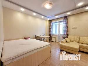 Студия квартира, посуточно, 40м2, 3/12 этаж