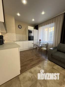 Студия квартира, посуточно, 38м2, 11/17 этаж