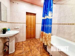 1-к квартира, посуточно, 50м2, 3/8 этаж