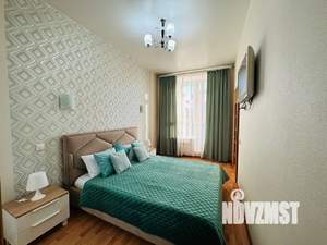 1-к квартира, посуточно, 50м2, 7/8 этаж