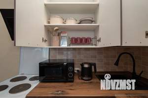 Студия квартира, посуточно, 40м2, 3/9 этаж