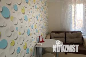 1-к квартира, посуточно, 42м2, 13/17 этаж