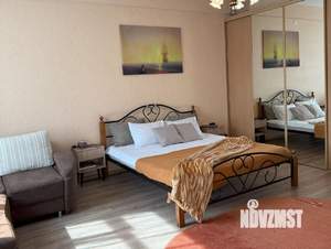 1-к квартира, посуточно, 46м2, 1/1 этаж