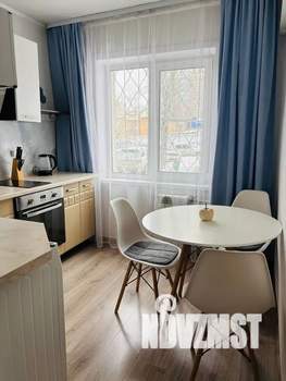 2-к квартира, посуточно, 46м2, 1/4 этаж