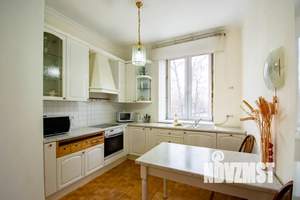 2-к квартира, посуточно, 70м2, 1/4 этаж