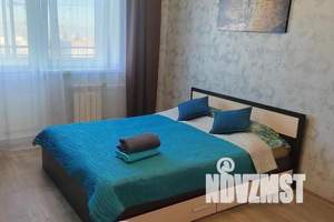 1-к квартира, посуточно, 32м2, 11/16 этаж