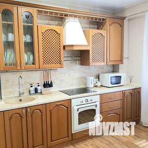 2-к квартира, посуточно, 68м2, 2/9 этаж