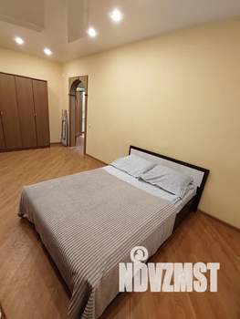 1-к квартира, посуточно, 49м2, 9/15 этаж