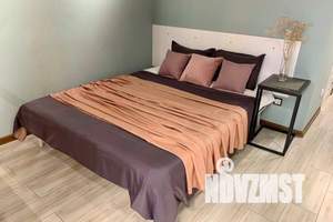 1-к квартира, посуточно, 40м2, 11/16 этаж