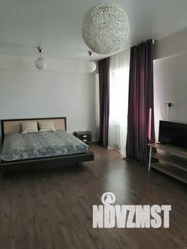 1-к квартира, посуточно, 42м2, 9/10 этаж