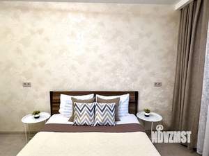 1-к квартира, посуточно, 38м2, 9/16 этаж