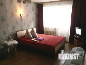 1-к квартира, посуточно, 35м2, 2/5 этаж