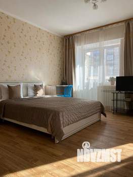 1-к квартира, посуточно, 42м2, 1/1 этаж