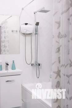 1-к квартира, посуточно, 44м2, 13/17 этаж