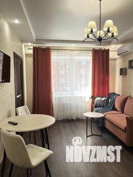 2-к квартира, посуточно, 43м2, 1/1 этаж