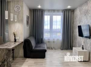 Студия квартира, посуточно, 40м2, 11/18 этаж