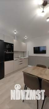 1-к квартира, посуточно, 40м2, 7/8 этаж