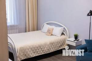 1-к квартира, посуточно, 43м2, 10/18 этаж