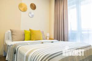 Студия квартира, посуточно, 32м2, 10/17 этаж