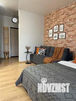 1-к квартира, посуточно, 32м2, 15/18 этаж