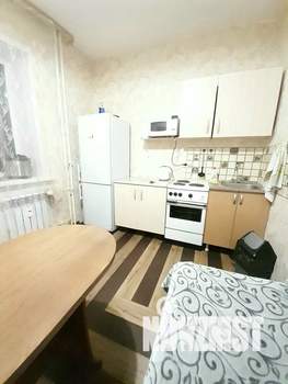 1-к квартира, посуточно, 35м2, 7/16 этаж