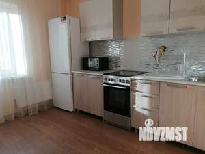 1-к квартира, посуточно, 39м2, 1/17 этаж