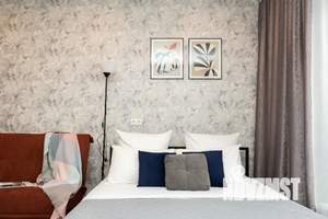 Студия квартира, посуточно, 30м2, 6/18 этаж