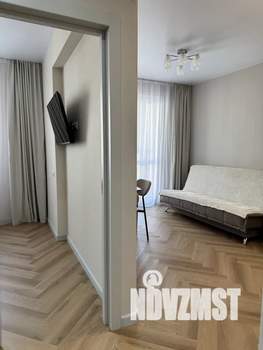 1-к квартира, посуточно, 34м2, 7/17 этаж