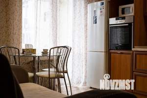 2-к квартира, посуточно, 48м2, 3/8 этаж