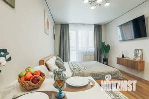 Студия квартира, посуточно, 40м2, 6/17 этаж