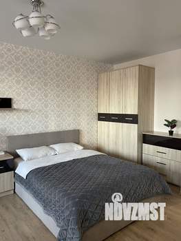 Студия квартира, посуточно, 43м2, 5/16 этаж