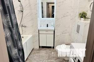 1-к квартира, посуточно, 40м2, 7/17 этаж