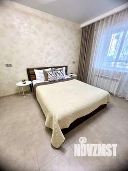 1-к квартира, посуточно, 38м2, 9/16 этаж