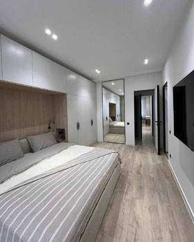 3-к квартира, на длительный срок, 105м2, 8/8 этаж