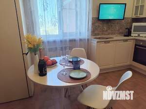 2-к квартира, посуточно, 53м2, 7/10 этаж